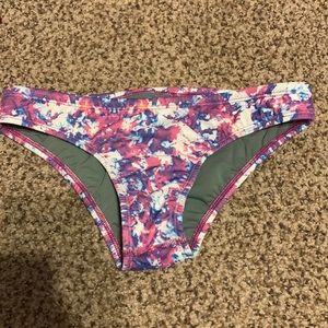 Jolyn Andy bottom. Worn once